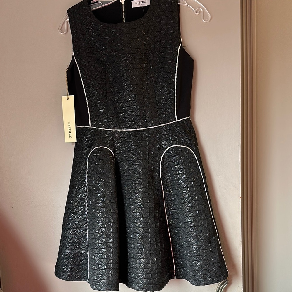Chic Black Textured Dress